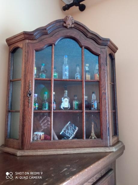 Holandsky nabytok masiv, 