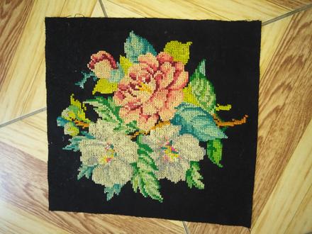 Vyšívaný obraz krížikovou technikou,