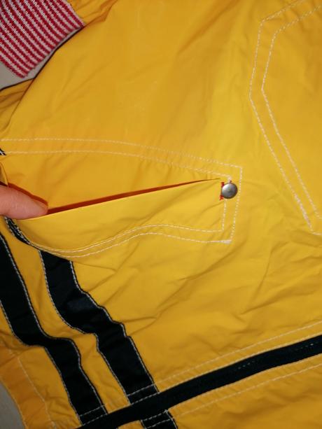 Vodeodolná a vetruvzdorná bunda, 140