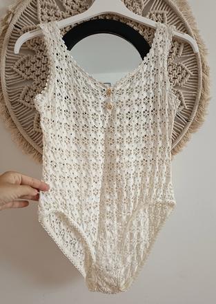 Dámske body, l