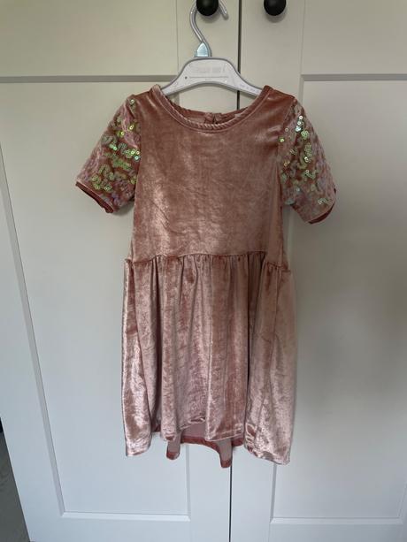 Zamatové šaty, pepco,122