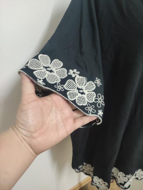 Vyšívaný top 54-56, 4xl