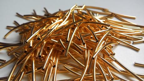 Medzikus rúrka zlatá,