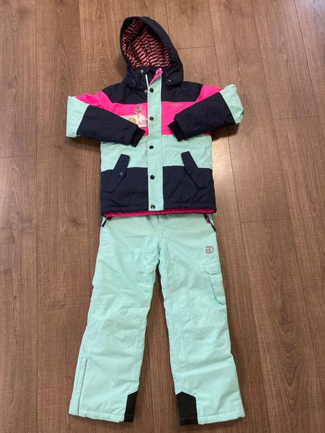 Lyžiarsky oomplet, 140 / 146