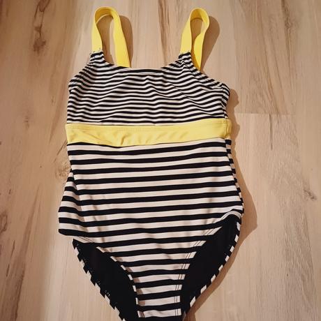 Plavky viac kusov, 122