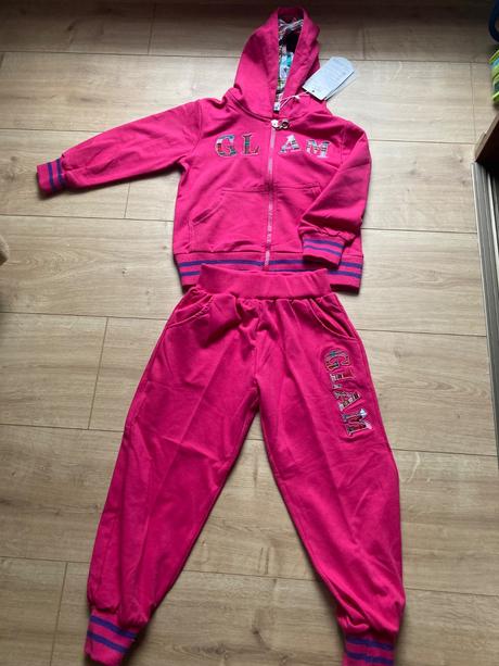 Tepláková súprava, 98