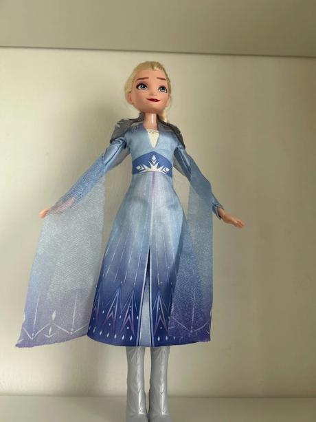 Bábika elsa z frozen ii. - hasbro  č.33, 
