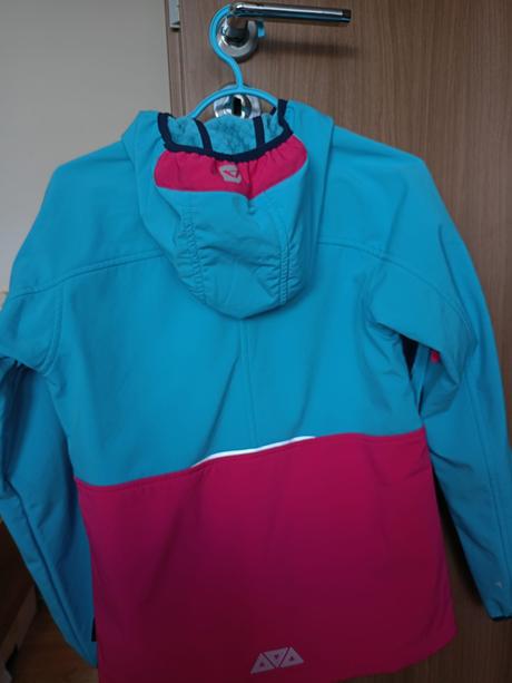 Predám softshelovú bundu, alpine pro,158
