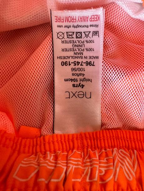 Plavky sortky, next,104