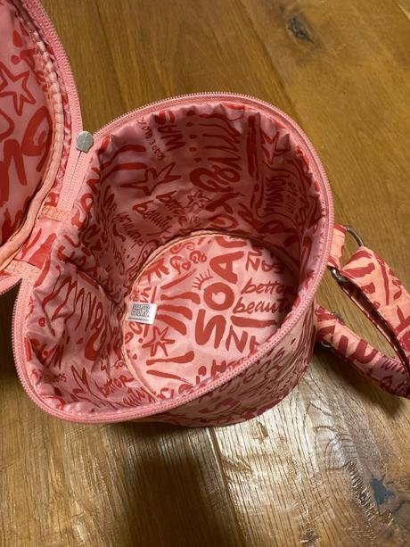 Kozmetická taštička,