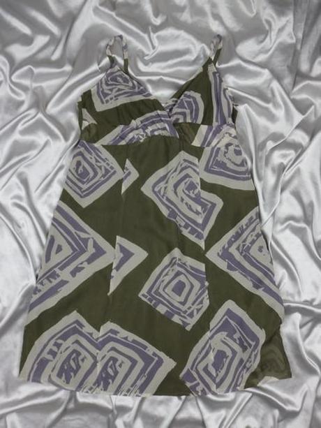 Letné hodvábne šaty, 40