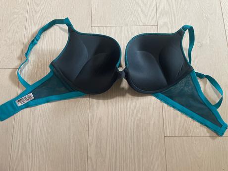 Podprsenka, dkny,75d