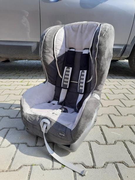 Autosedačka römer duo s isofixom 9-18 kg, römer