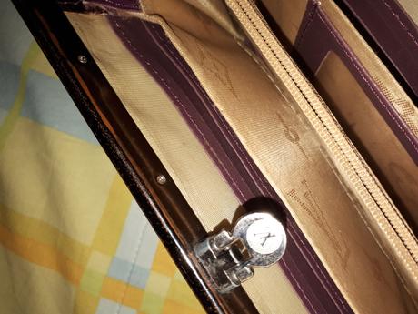 Kabelka,,,penazenka grátis,