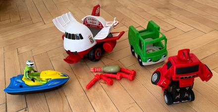 Dopravné prostriedky pre 3-5ročných chlapcov za 8e,