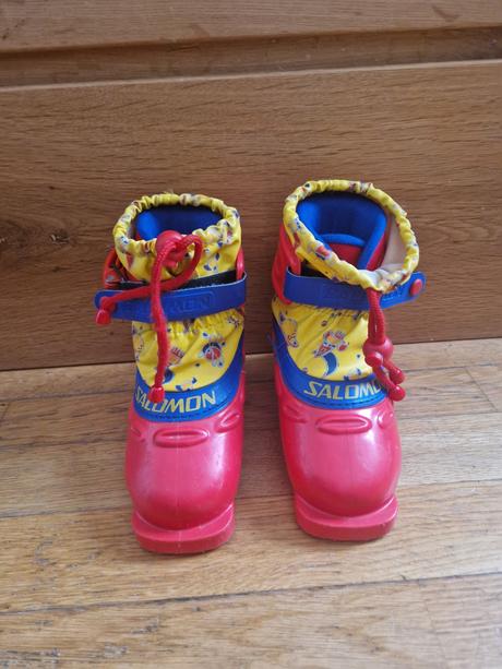 Lyziarky, salomon,25