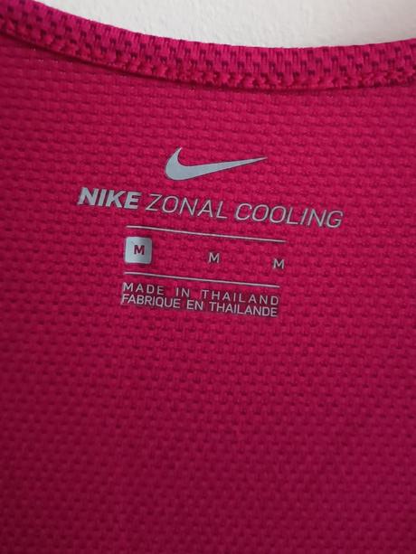Funkčný športový top nike, nike,m