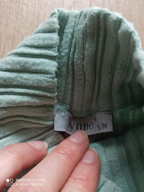 Sveter pre dievca, s