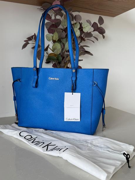 Calvin klein kožená kabelka, calvin klein