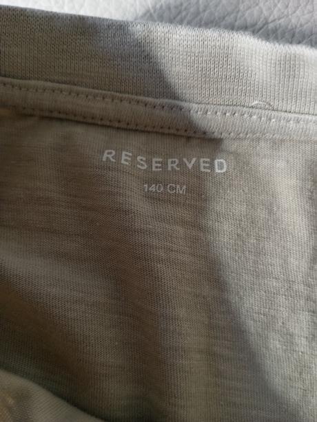 2 tričká reserved, veľ. 140, top stav, reserved,140
