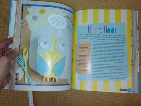 The bumper book of kids' birthday cakes, 