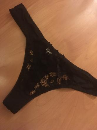 Čierne nohavičky, s