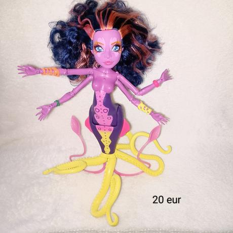 Monster high příšerka z útesu kala merri,