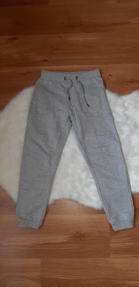 Svetlošedé tepláky, pepco,146