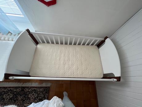 Drevená postieľka, šírka (cm): 60,dĺžka (cm): 120