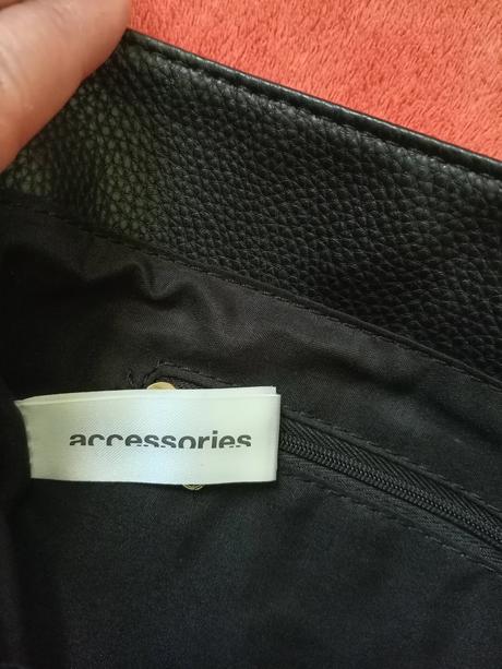 Kabelka accessories,