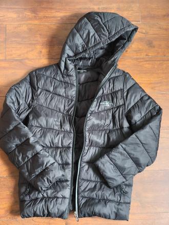 Vetrovka na jeseň, reserved,152