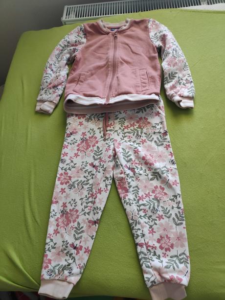 Mikina+teplaky, lupilu,98