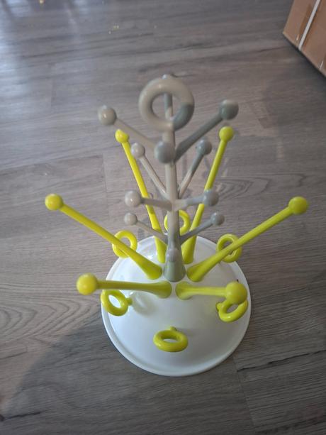 Sušiak odkvapkávač na detské fľaše, béaba