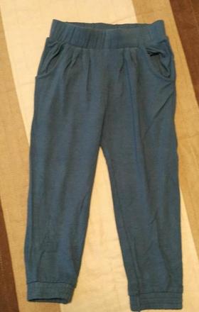 Lahke letne nohavice / teplaky v. 98/104, lupilu,104