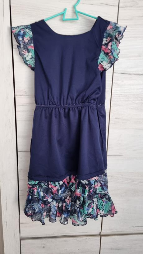 Šaty  top stav, kik,122