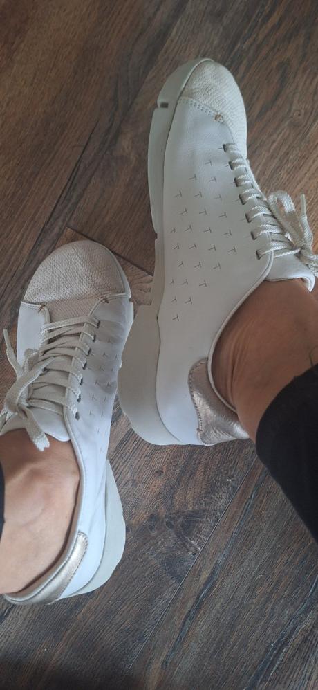 Kozene barefoot biele tenisky clarks vel 40/41, clarks,41