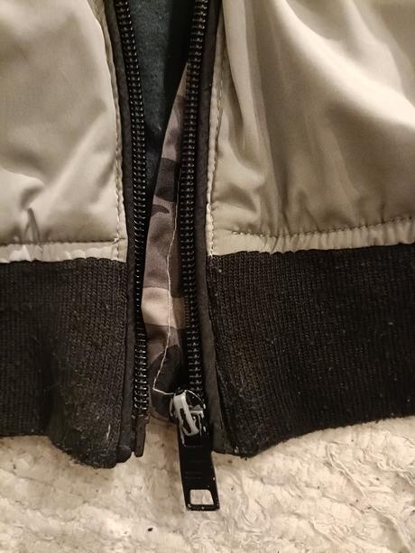 Lahko zateplena bunda, chapter young,146