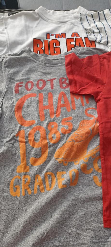 Tričká vel. 134/140, 140