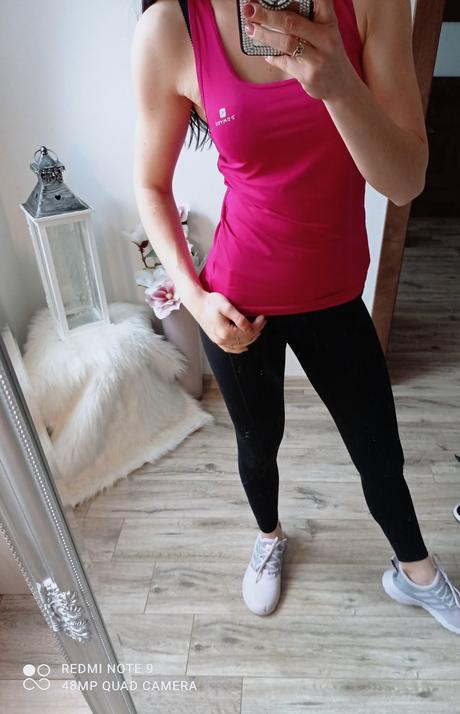 Sportove tricka damske, s