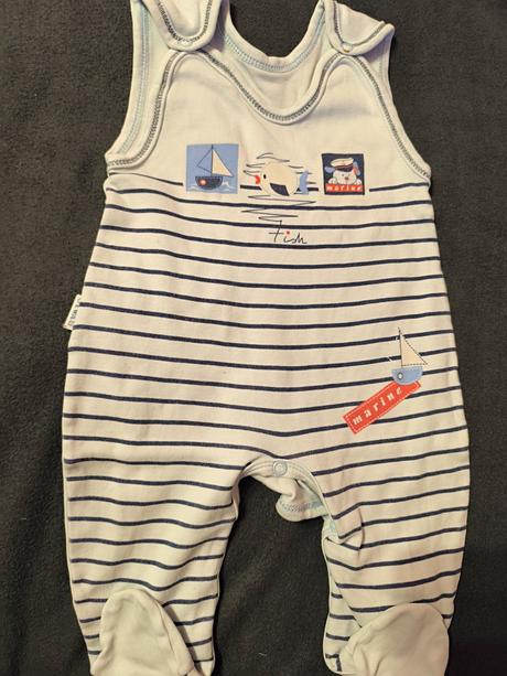 Dupačky, overal, 62