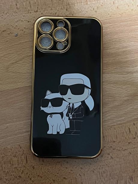 Karl lagerfeld kryt na mobil, apple