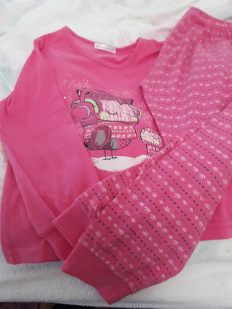 Dievcenske pyzamo, 110