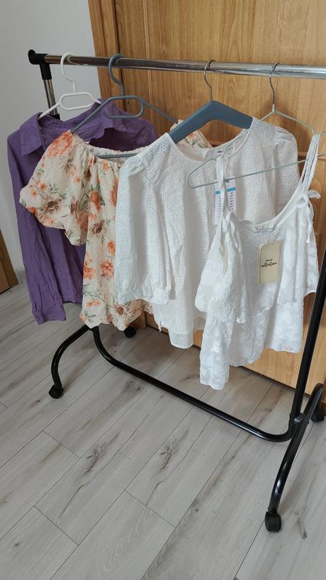 Balík oblečenia, veľkosť m/l, m