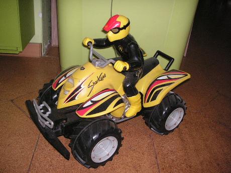 Rc model - štvorkolka,