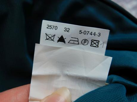 Luxusne slavnostne saty, 38