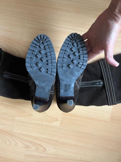 Čierne čižmy talianskej značky bagatt, 38