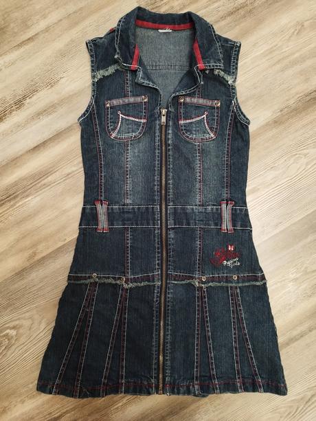 Frajerske riflové šaty, 134