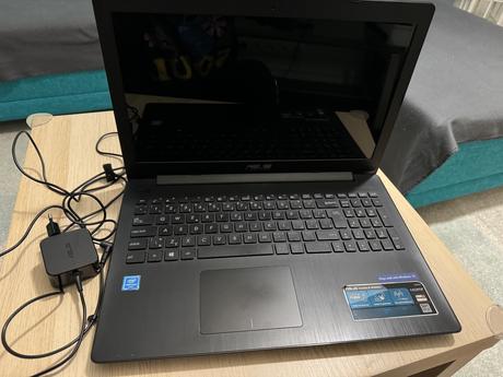 Predám notebook asus, asus