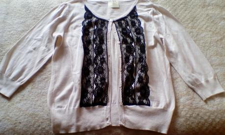 Svetrík s čipkou, m