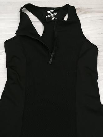 Čierne fitness tielko na cvičenie, xs